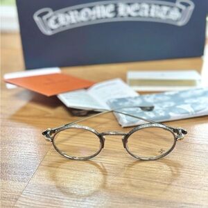 Chrome Hearts Silver Round Glasses Timeless Design